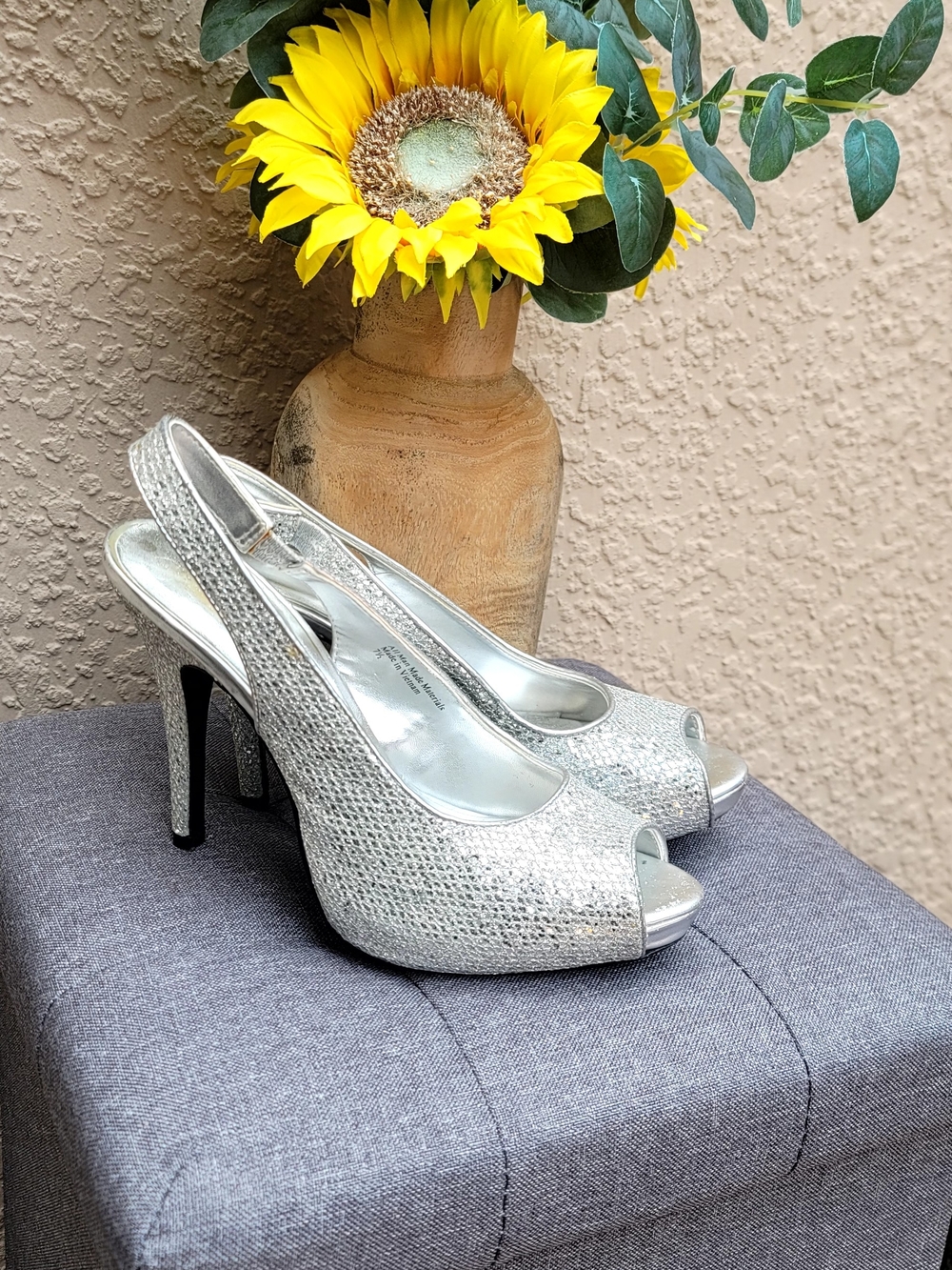 Lulu Townsend Silver Glitter Open-Toe Slingback Heels